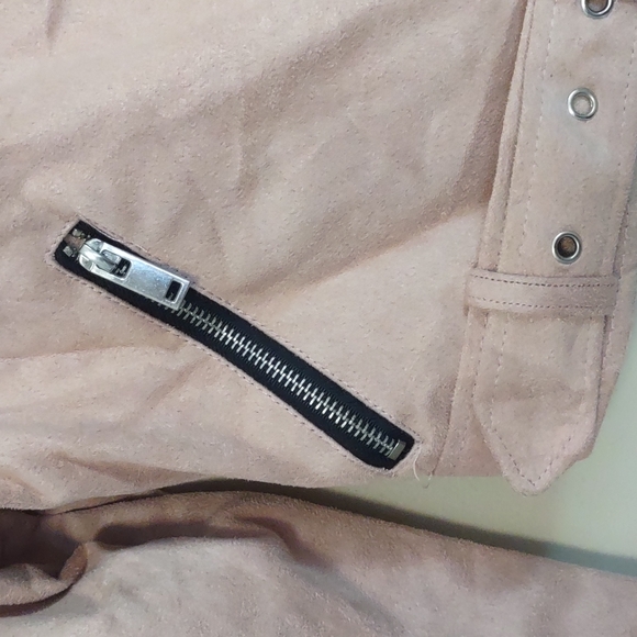 Urban Retro Juniors' Faux Suede Zip Moto Jacket Mauve Medium - Picture 5 of 10